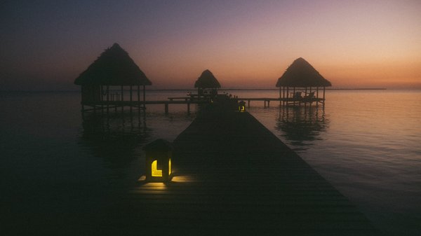 Aventure tropicale du Belize: îles Caye, plages de sable blanc et récifs coralliens