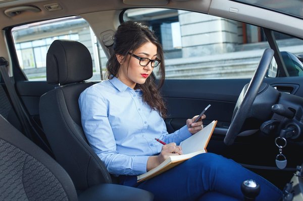 Comment devenir un travel planner : formation et qualités requises