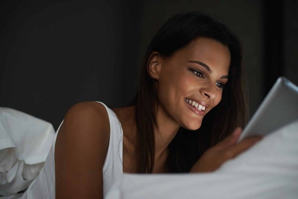 Quels châteaux hantés en Écosse offrent des visites nocturnes : histoires et préparations ?